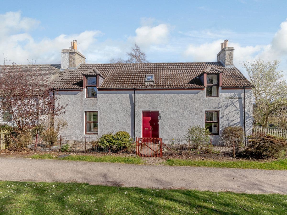 19 South Street holiday cottage near the Cairngorms