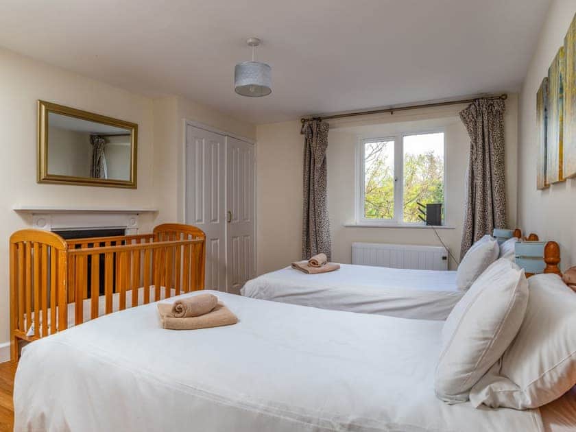Triple bedroom with three single beds and cot | Ashcombe - Endeavour - Ashcombe , Ashcombe, near Teignmouth