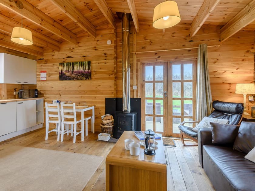 Delightfully cosy open plan living area | Halfmoon Wood - Readyfields Farm, Caunton, near Newark