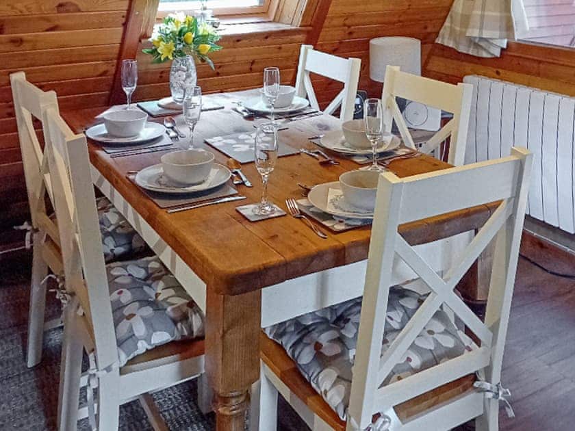 Charming dining area | Bracken Lodge, Weybourne, near Sheringham