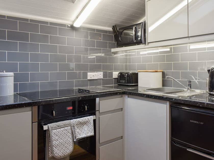 Well-equipped fitted kitchen | Cuillin View Apartment - Cuillin View Properties, Near Arisaig