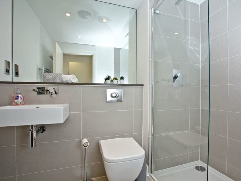 Shower room | 15 Ocean Gate, Newquay