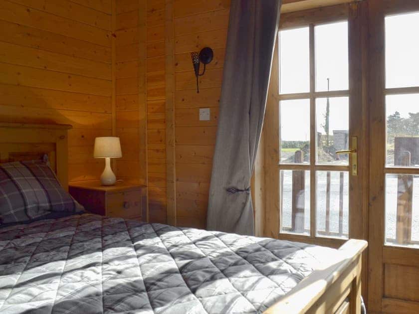 Double bedroom | Baytree Lodge - Sandbank Lodges, Melbourne, near Derby