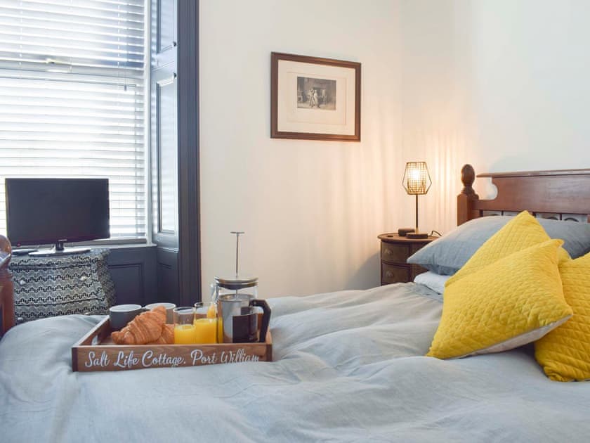 Relaxing double bedroom | Saltlife Cottage, Port William