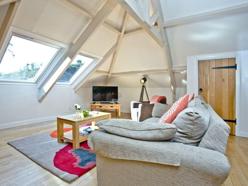 Spacious living area | Coombery Loft - Tuckenhay Mill, Bow Creek, between Dartmouth and Totnes