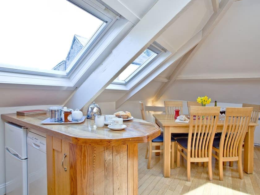 Inviting dining area | Coombery Loft - Tuckenhay Mill, Bow Creek, between Dartmouth and Totnes