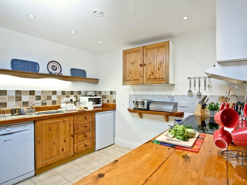 Fitted kitchen area | Papermaker’s Cottage - Tuckenhay Mill, Bow Creek, between Dartmouth and Totnes