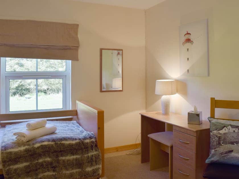 Twin bedroom | Pine Cottage - Culmore Bridge Cottages, Sandhead