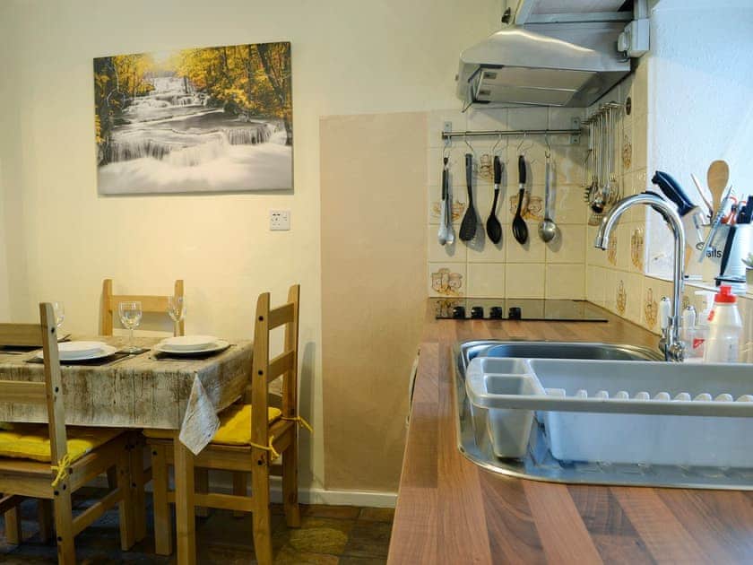 Well equipped kitchen/dining area | Castiel Cottage, Ysbyty Ifan, near Betws-y-Coed