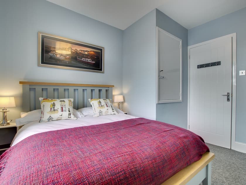 Sumptuous double bedroom | Amber Waves, Seahouses