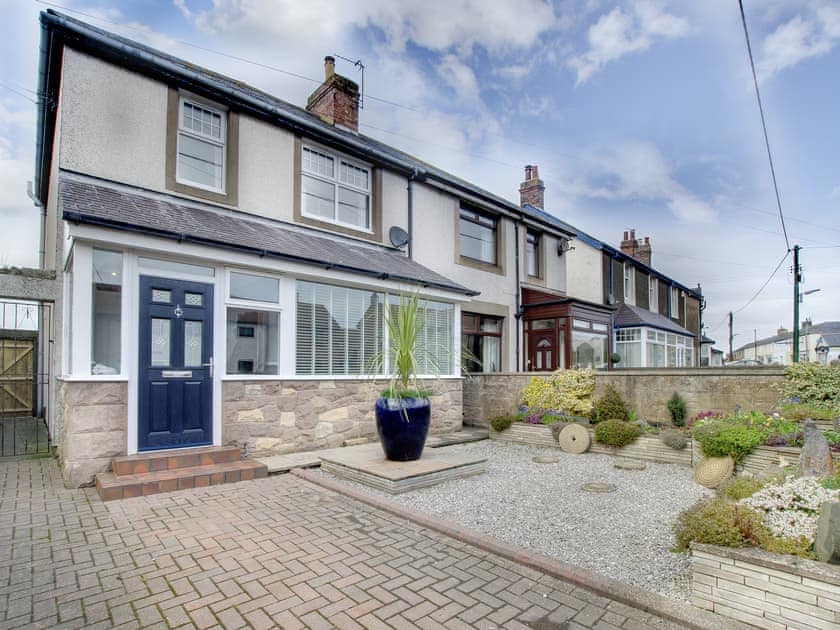 Delightful semi-detached property | Amber Waves, Seahouses