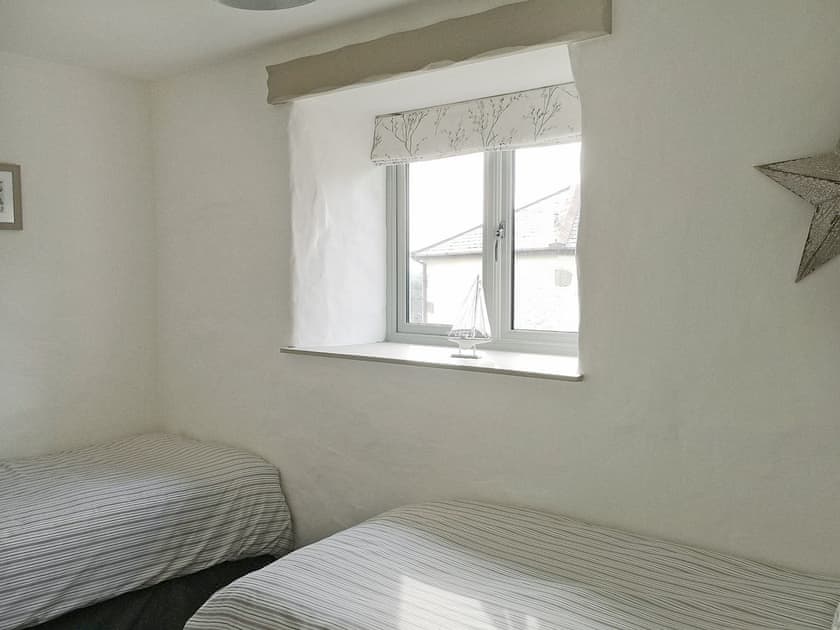 Charming twin bedroom | Friesian Valley Cottages - Maple Barn - Friesian Valley Cottages , Mawla, near Porthtowan
