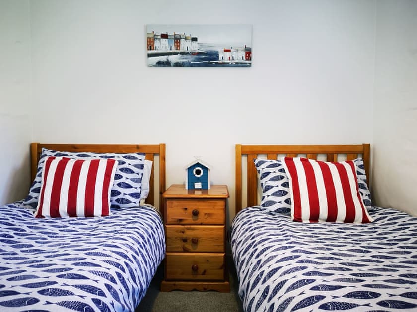 Cosy twin bedroom | Friesian Valley Cottages - Elm - Friesian Valley Cottages , Mawla, near Porthtowan
