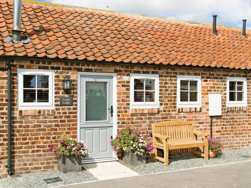 Characterful barn conversion | Puffin Lodge - Seabird Lodges, Bempton