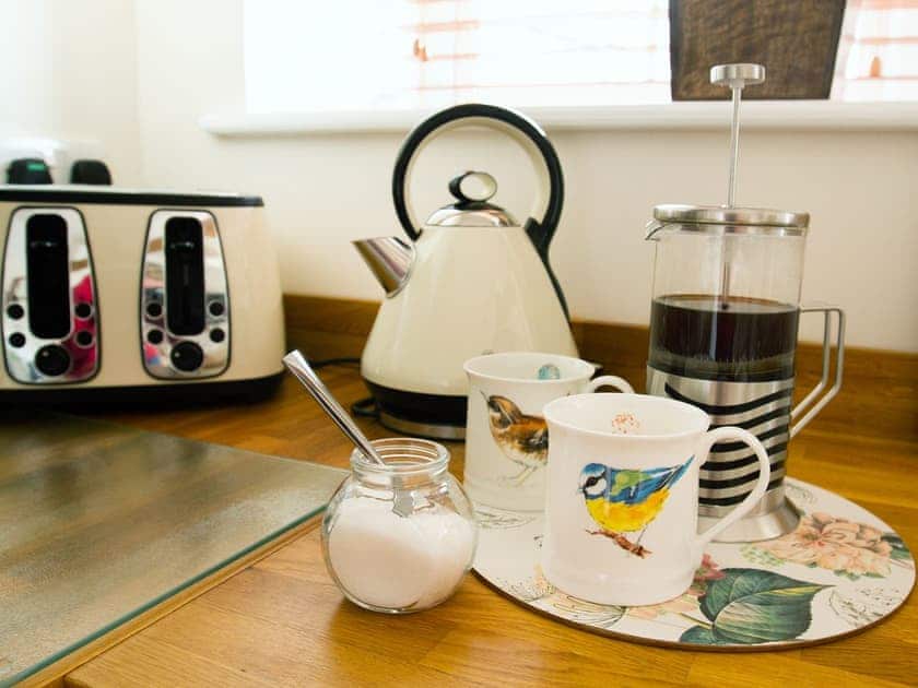 Well equipped kitchen | Puffin Lodge - Seabird Lodges, Bempton
