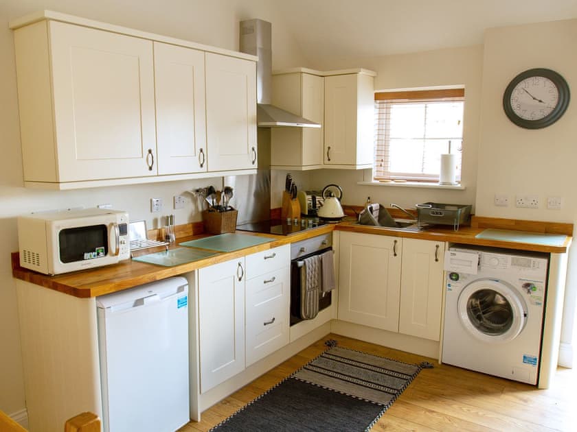Well-equipped kitchen area | Gannet Lodge - Seabird Lodges, Bempton