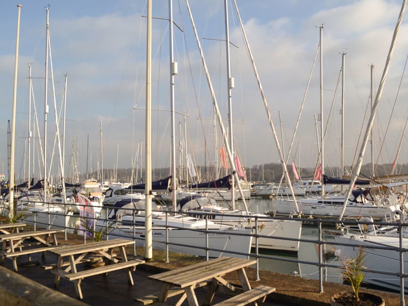 Hamble Marina | Irenic Lodge 2 - Irenic Lodges, Hamble