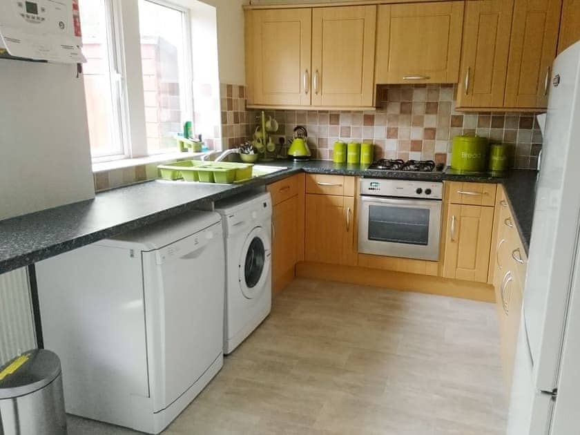 Spacious kitchen | Belle Isle Cottage, Haworth