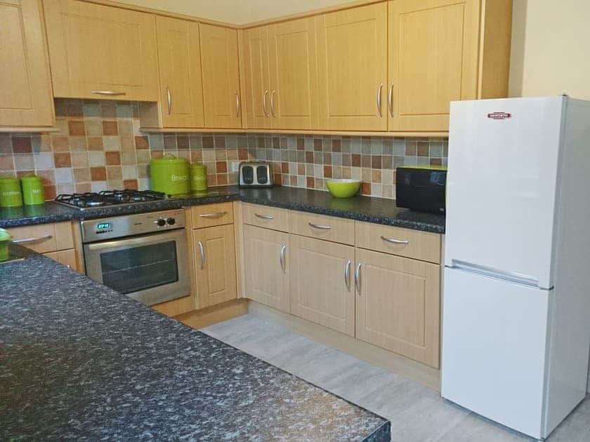 Spacious kitchen | Belle Isle Cottage, Haworth