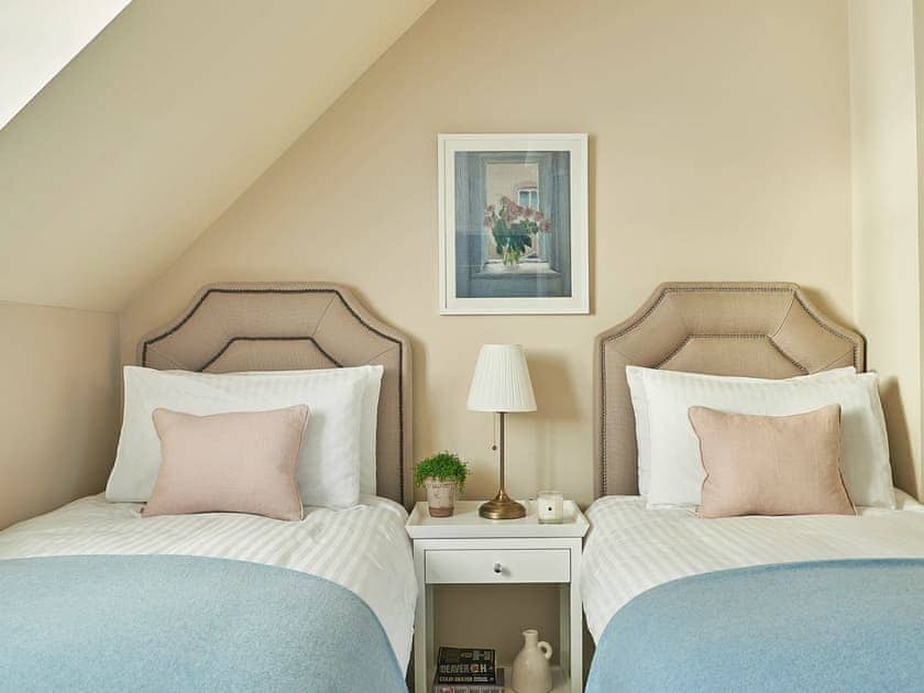 Twin bedroom | Saltersgate - Hungate Cottages, Pickering