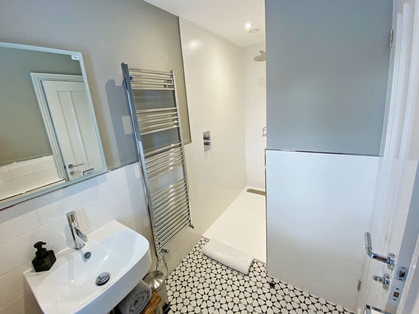 En-suite | Cannondale, Annisgarth, near Windermere