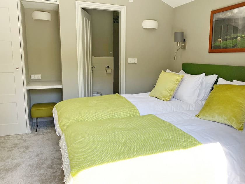 Twin bedroom | Cannondale, Annisgarth, near Windermere