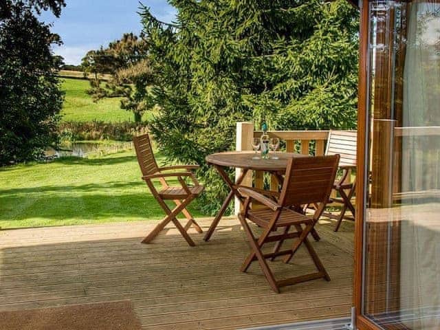 Sitting-out-area | Henning Lodge - Brewery Farm Lodges, Ansty, near Dorchester