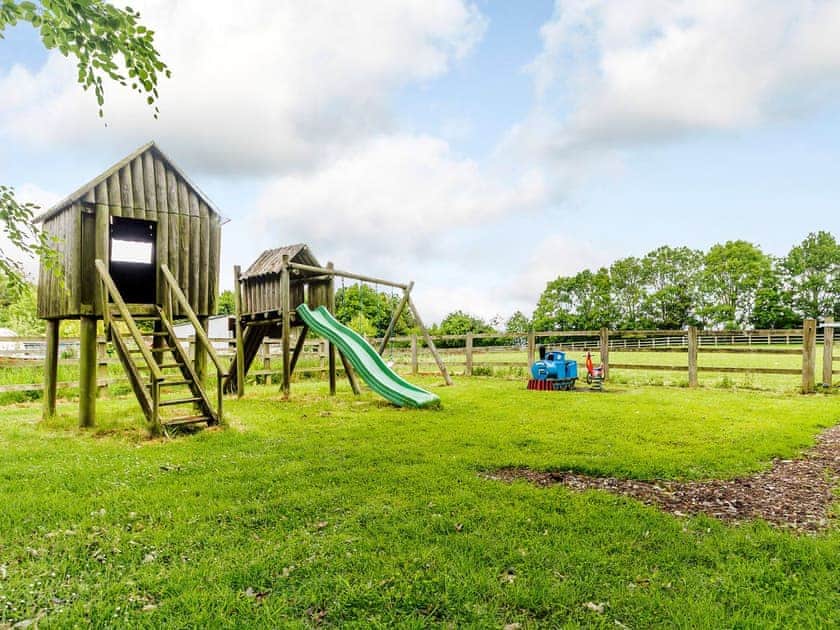 Fun children’s play area | Cottage in the Pond, Garton, near Hornsea
