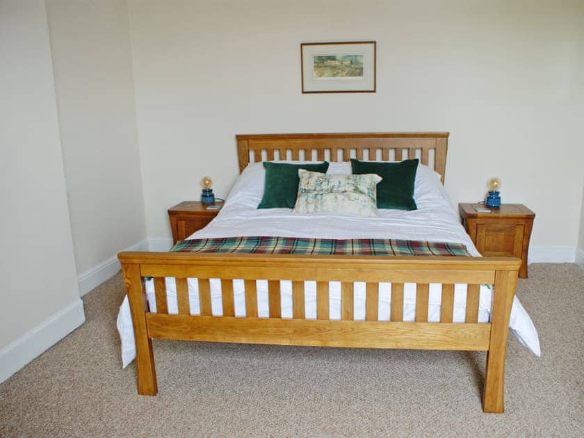 Double bedroom | Inveree, Oban