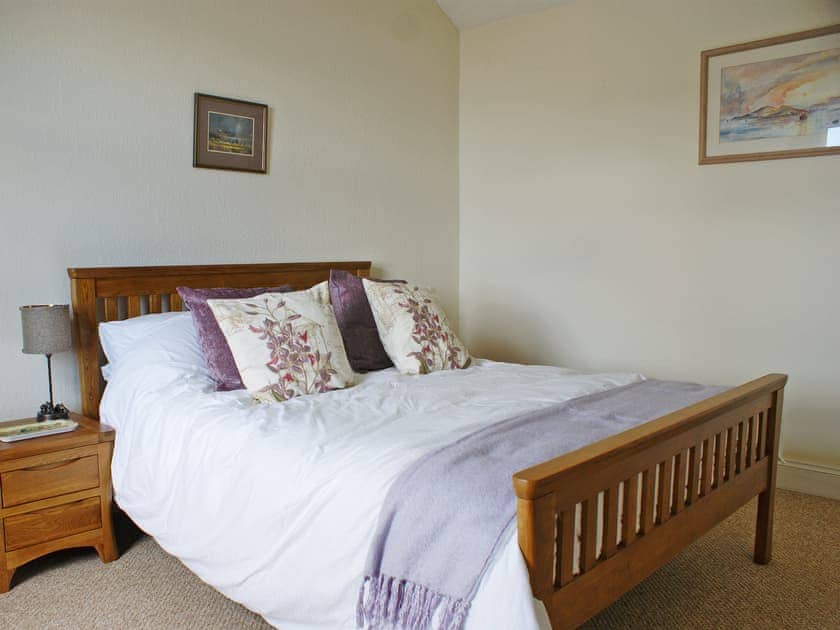 Double bedroom | Inveree, Oban