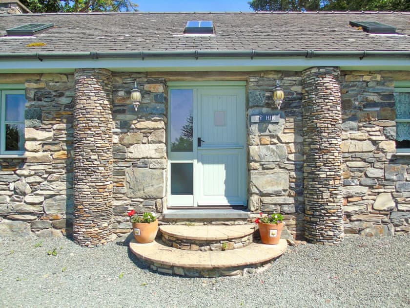 Attractive barn conversion | Ty Hir - Bwlchgwyn Equestrian Holidays, Arthog, near Fairbourne