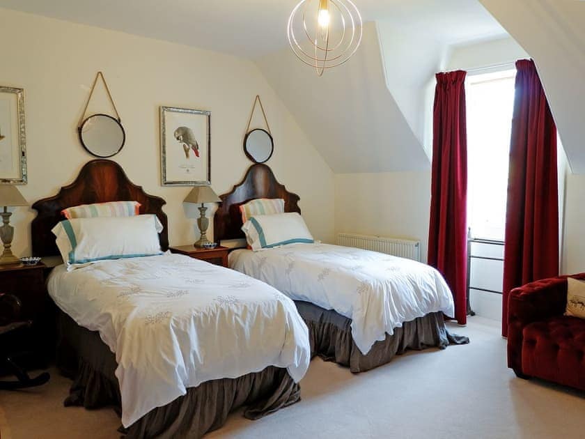 Twin bedroom | The Royal Castle Apartment - Dunskey Estate, Portpatrick, near Stranraer