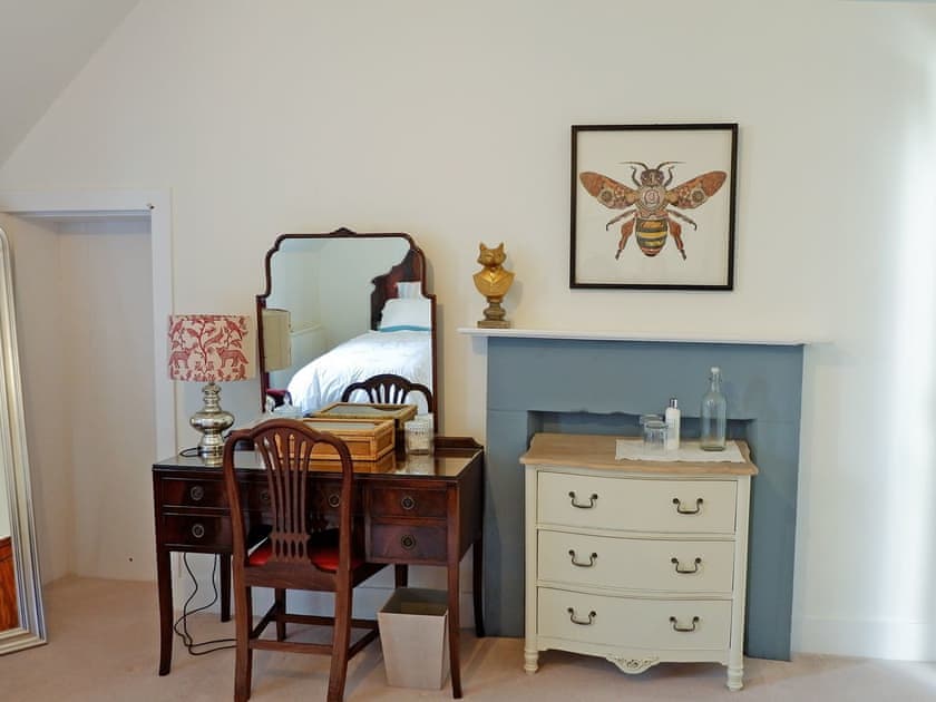 Twin bedroom | The Royal Castle Apartment - Dunskey Estate, Portpatrick, near Stranraer