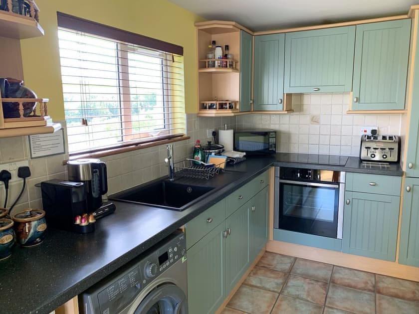 Kitchen | Teeny’s Cottage -  Edinbane,  Portree, near Dunvegan