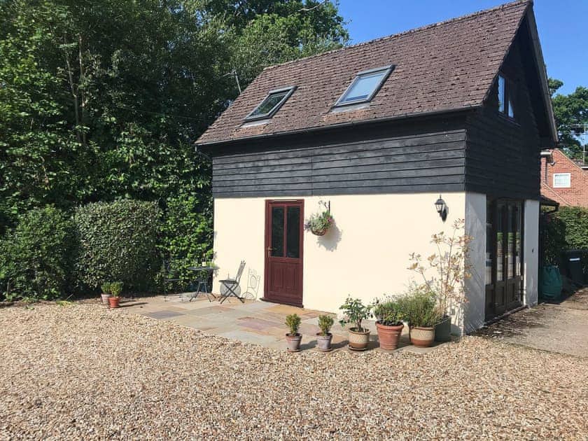 Exterior | The Lodge Thie Ny Keyll, West Wellow, near Romsey