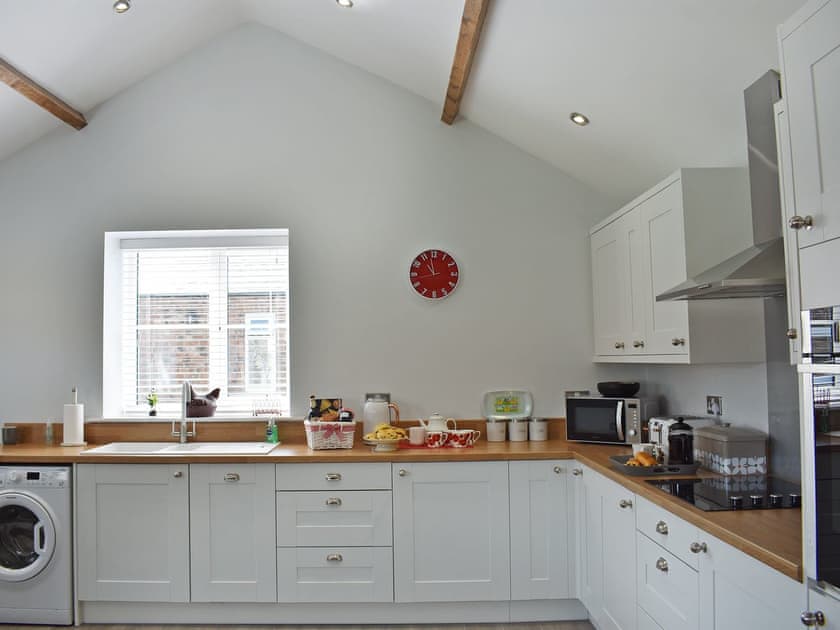 Kitchen | The Stables - Chalet Farm Holidays, Langtoft, near Driffield