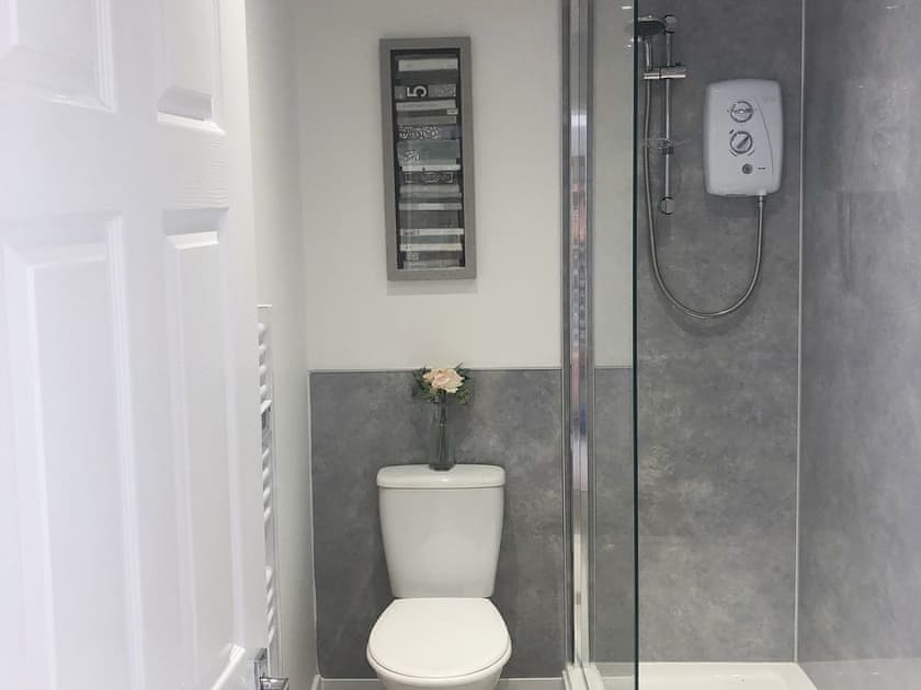 Shower room | Hamilton Collection- Bell Tower - Hamilton Collection, Berwick-upon-Tweed