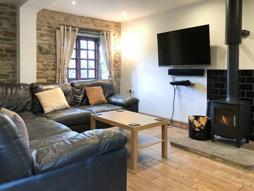 Living area | The Pigsty - Green Farm Holiday Cottages, Cutthorpe, near Chesterfield
