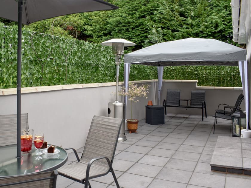 Sitting-out-area | Rose Corner, Topsham, near Exeter