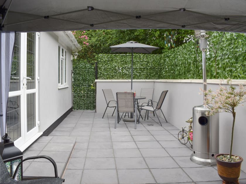 Sitting-out-area | Rose Corner, Topsham, near Exeter