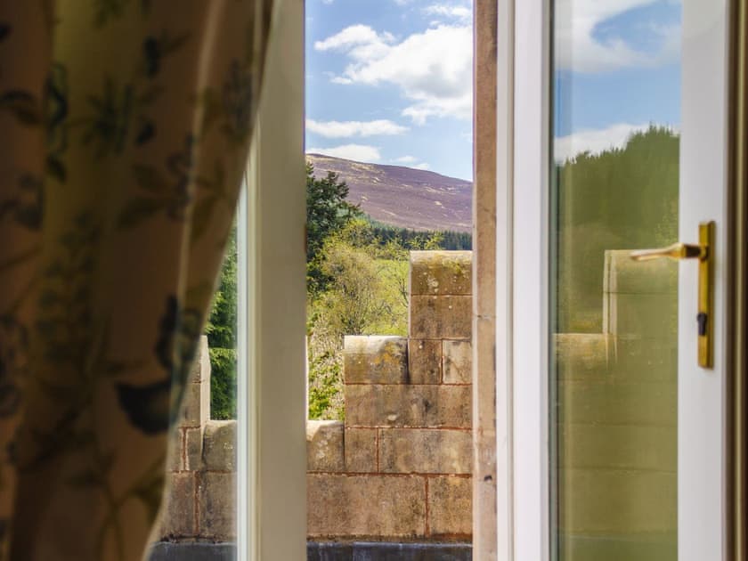 Balcony | Dalnaglar Castle - Dalnaglar Castle And Cottages, Glenshee, Cairngorms