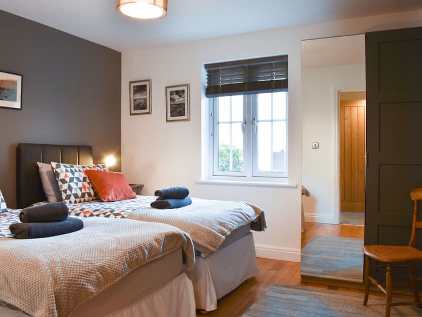 Twin bedroom | Bankside, Whitby
