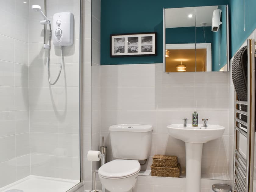 Shower room | Bankside, Whitby