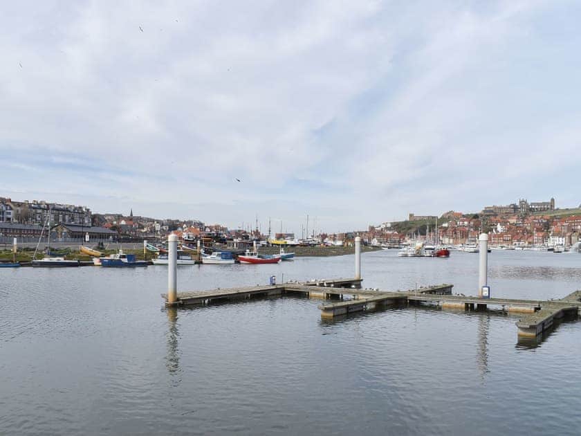 Surrounding area | Bankside, Whitby