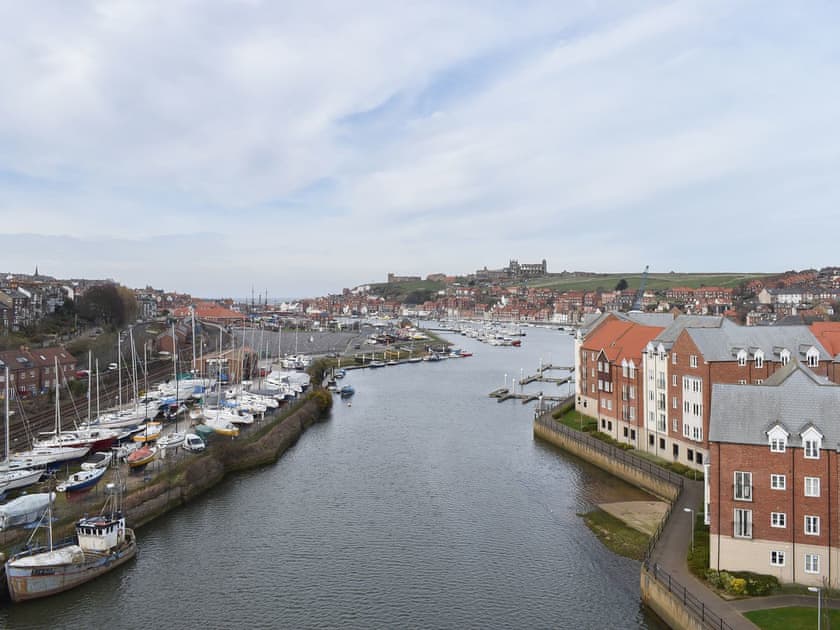 Surrounding area | Bankside, Whitby