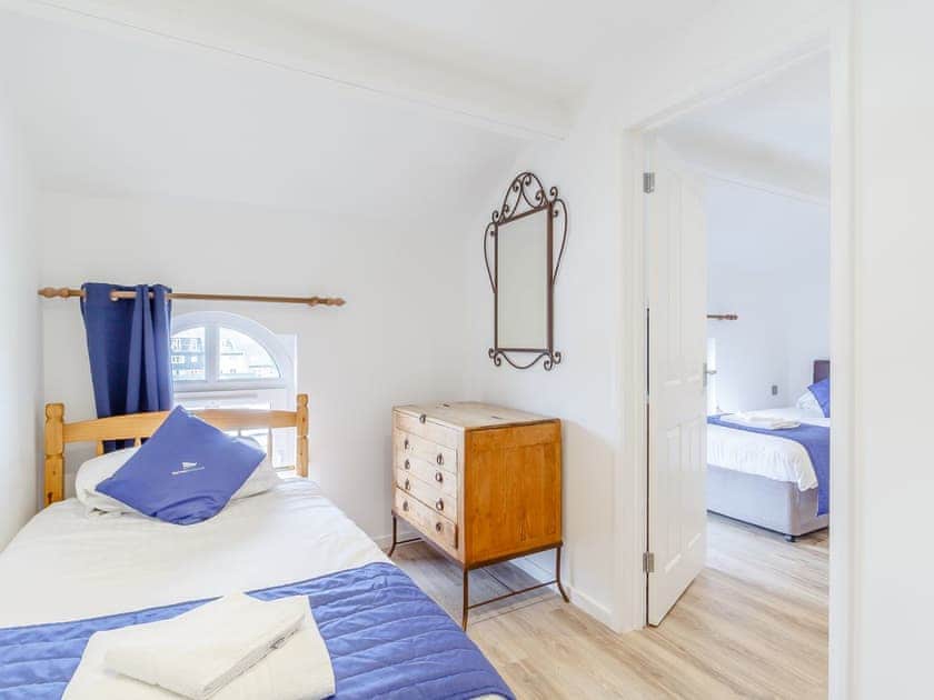 Single bedroom | Main Sail - The Sail Loft, Wroxham