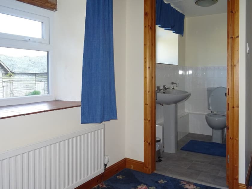 Double Bedroom | Glan Wye, Rhayader