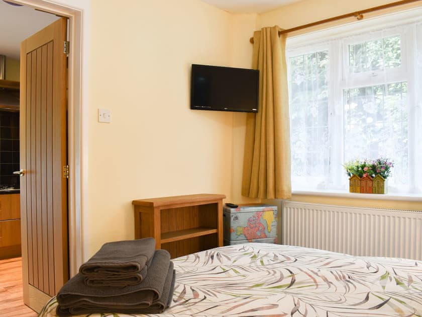 Double bedroom | Rose Corner, Topsham, near Exeter