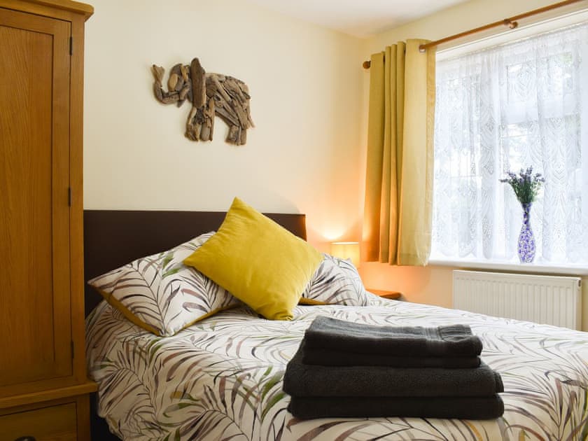 Double bedroom | Rose Corner, Topsham, near Exeter