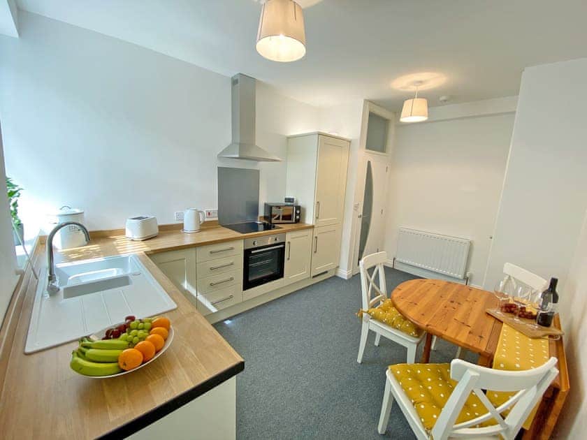 Kitchen | Katy’s No 6, Amble, near Warkworth